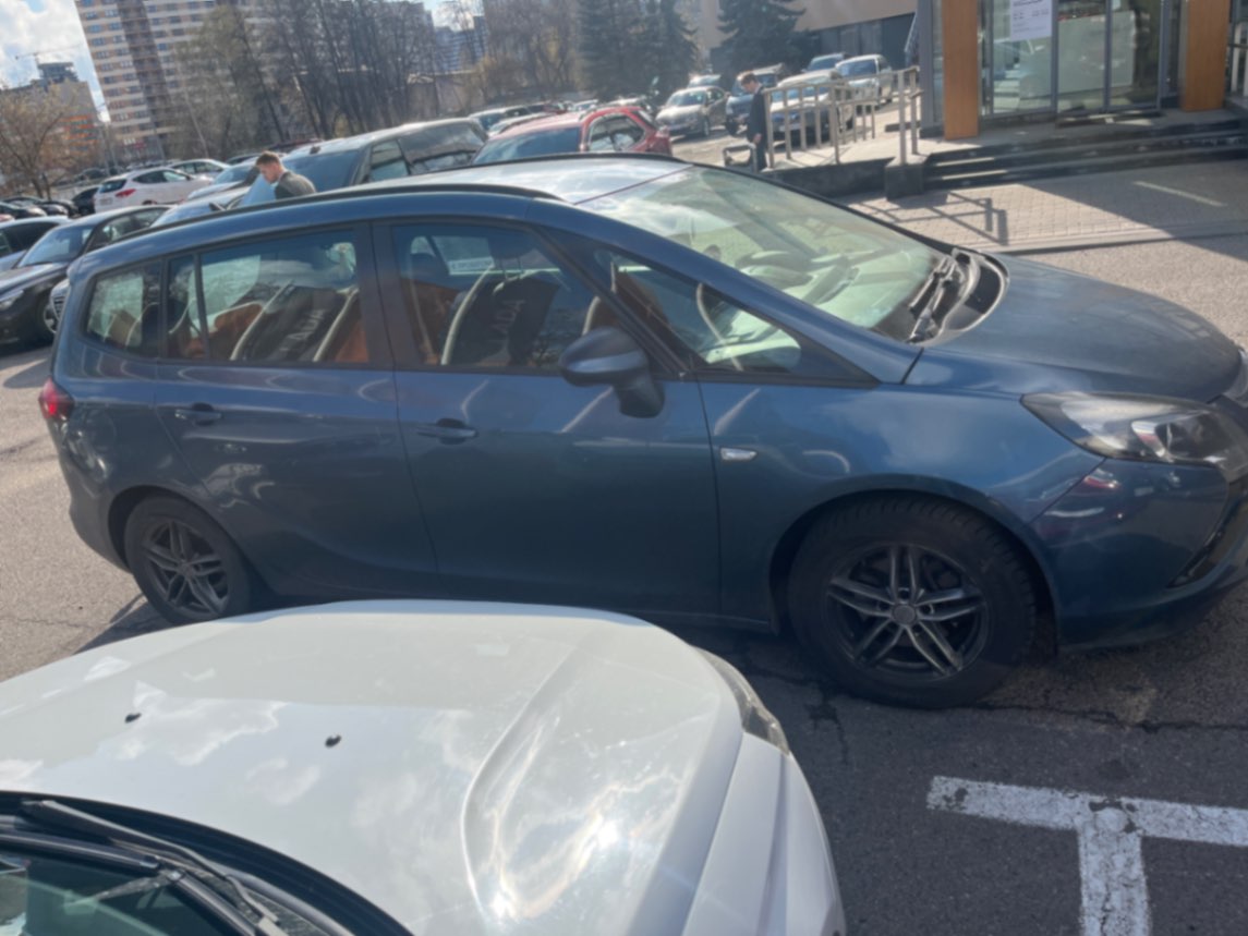  Zafira