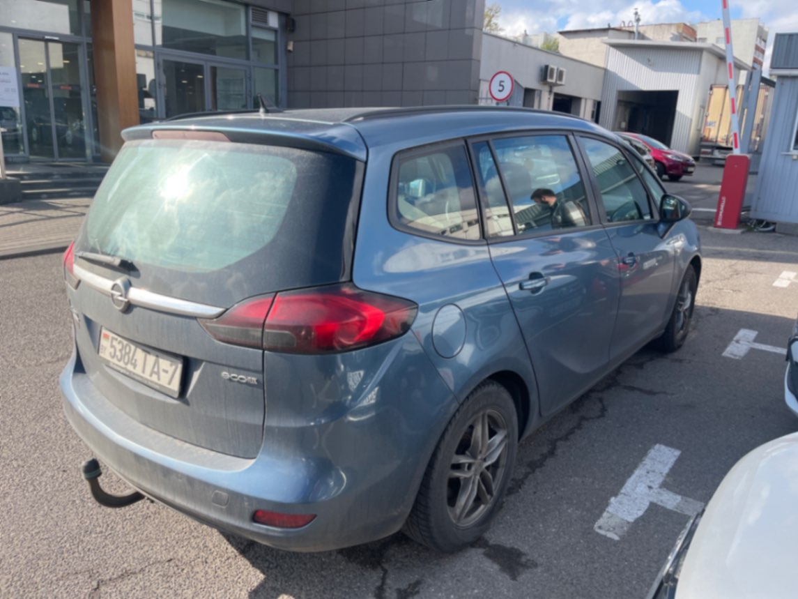  Zafira