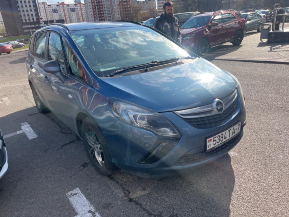  Zafira