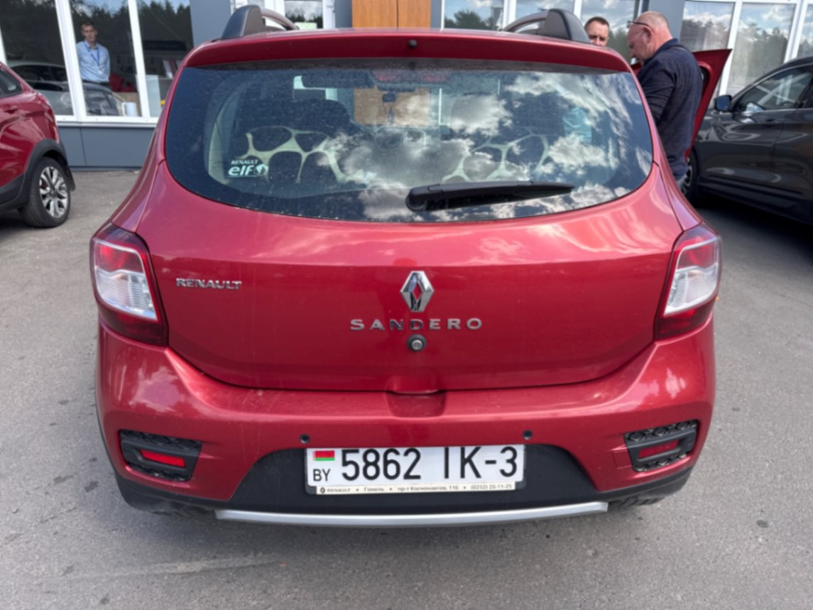  Sandero