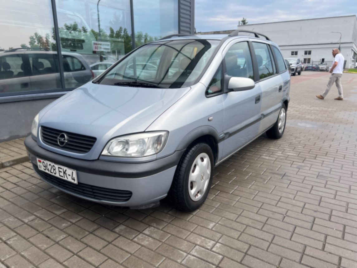  Zafira