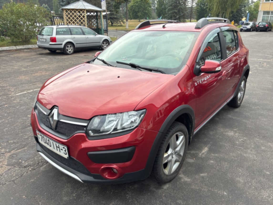  Sandero