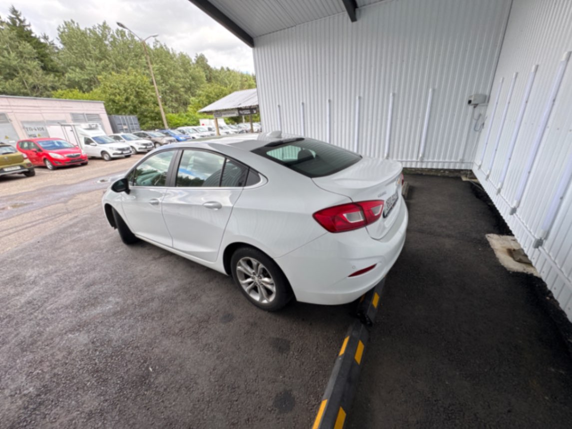  Cruze