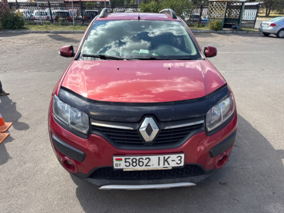 Sandero